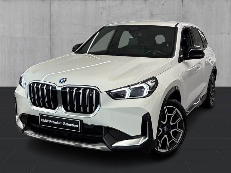 BMW iX1 xDrive30 X-Line