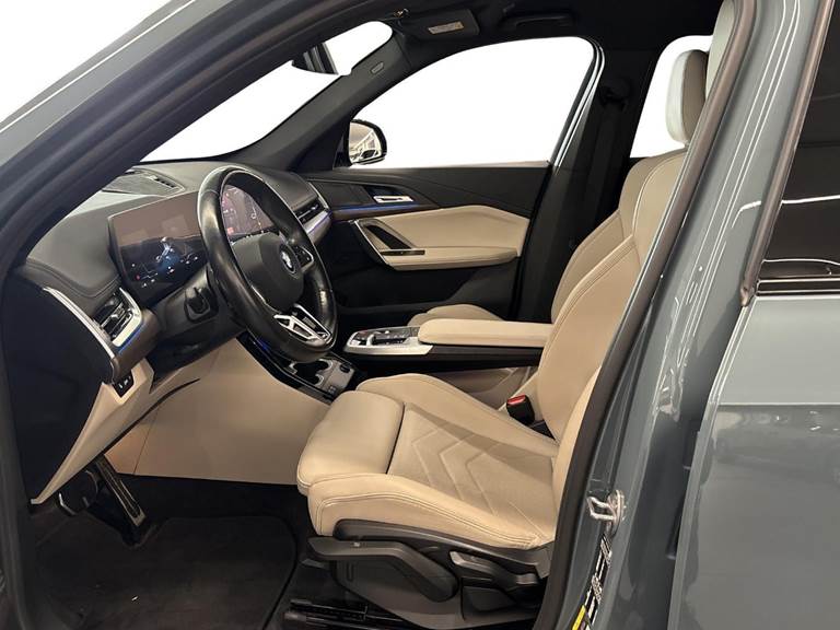 BMW iX1 eDrive20 M-Sport