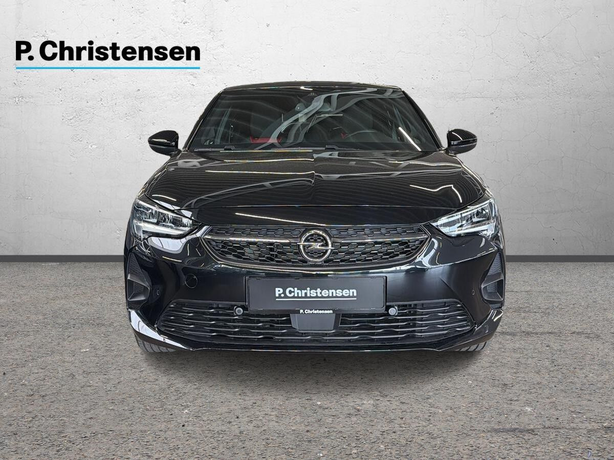 Sort Opel Corsa-e fra 2023