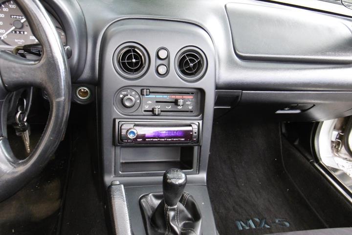 undefined Mazda MX-5 fra 1996