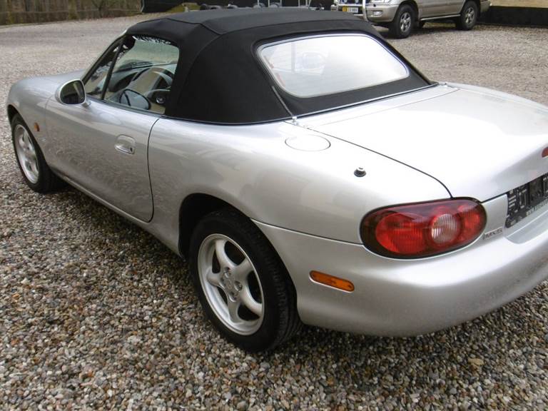 Mazda MX-5 1,8