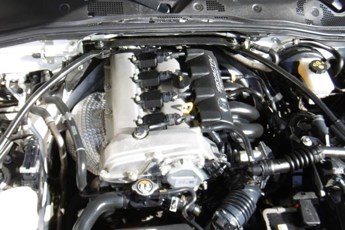 Hvid Mazda MX-5 fra 2015