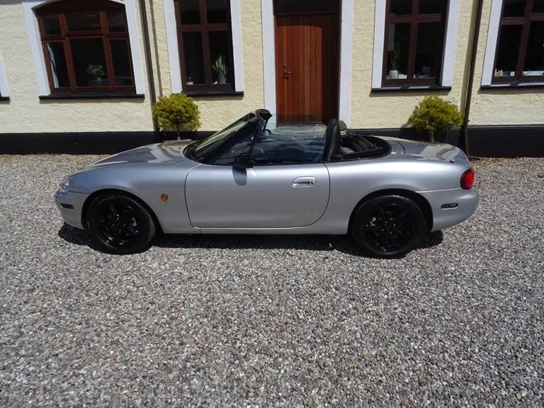 Mazda MX-5 1,8
