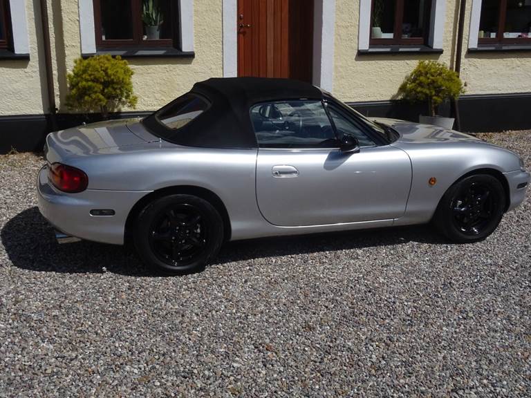 Mazda MX-5 1,8