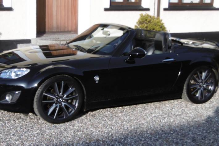 Sort Mazda MX-5 fra 2011