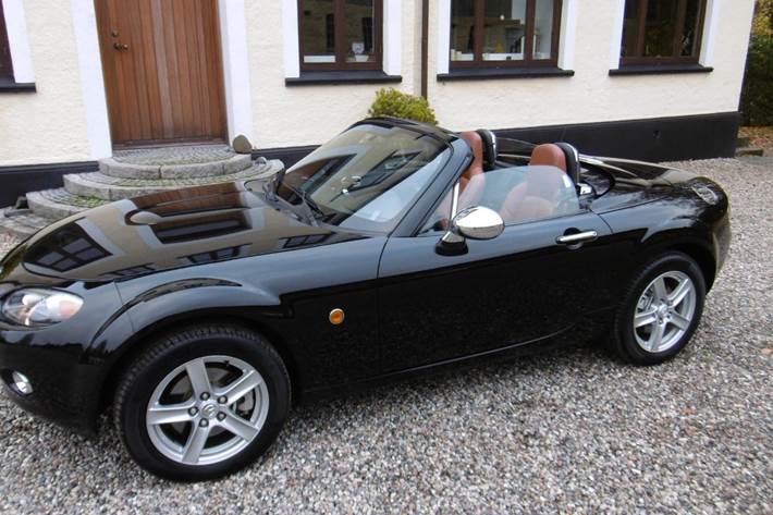 Sort Mazda MX-5 fra 2007