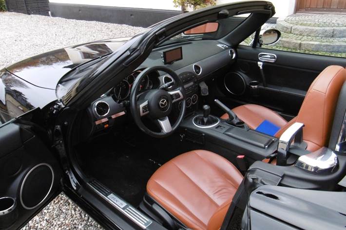 Sort Mazda MX-5 fra 2007