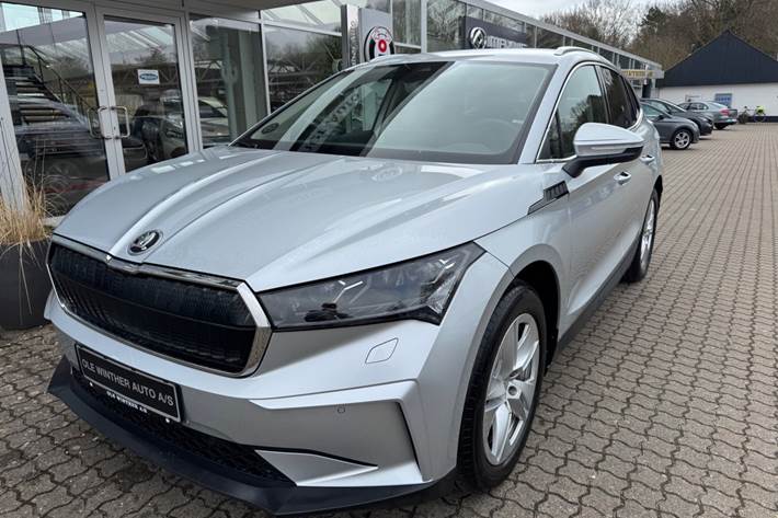 Sølv Skoda Enyaq fra 2025
