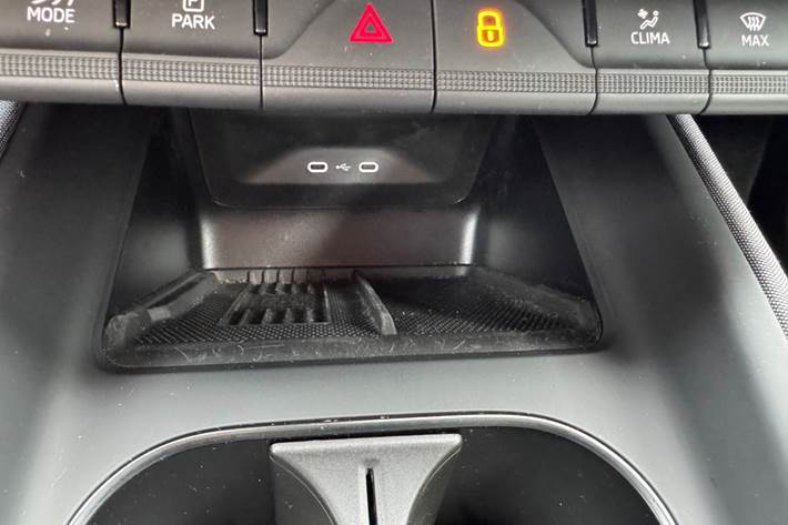 Sølv Skoda Enyaq fra 2025