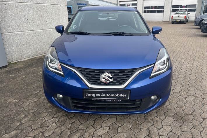 Blå Suzuki Baleno fra 2018