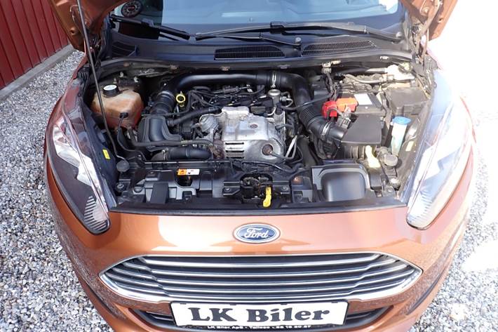 Bronze Ford Fiesta fra 2014