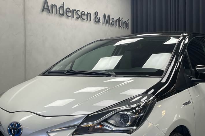 Hvid Toyota Yaris fra 2018