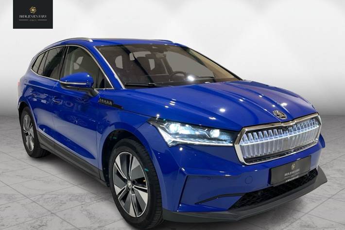 Blå Skoda Enyaq fra 2024