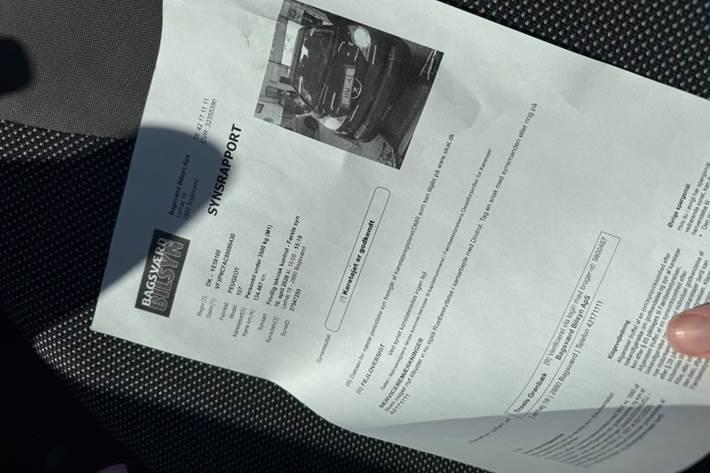 Sort Peugeot 107 fra 2006