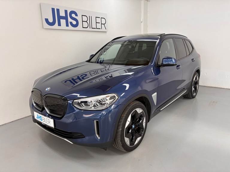 BMW iX3 Charged Plus