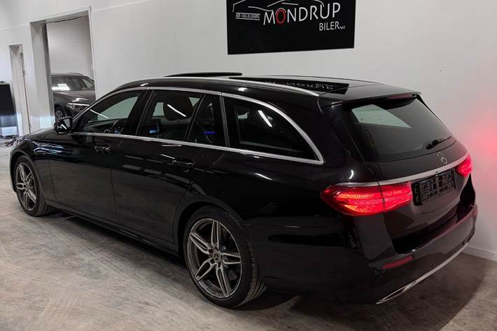 Sort Mercedes E400 fra 2017