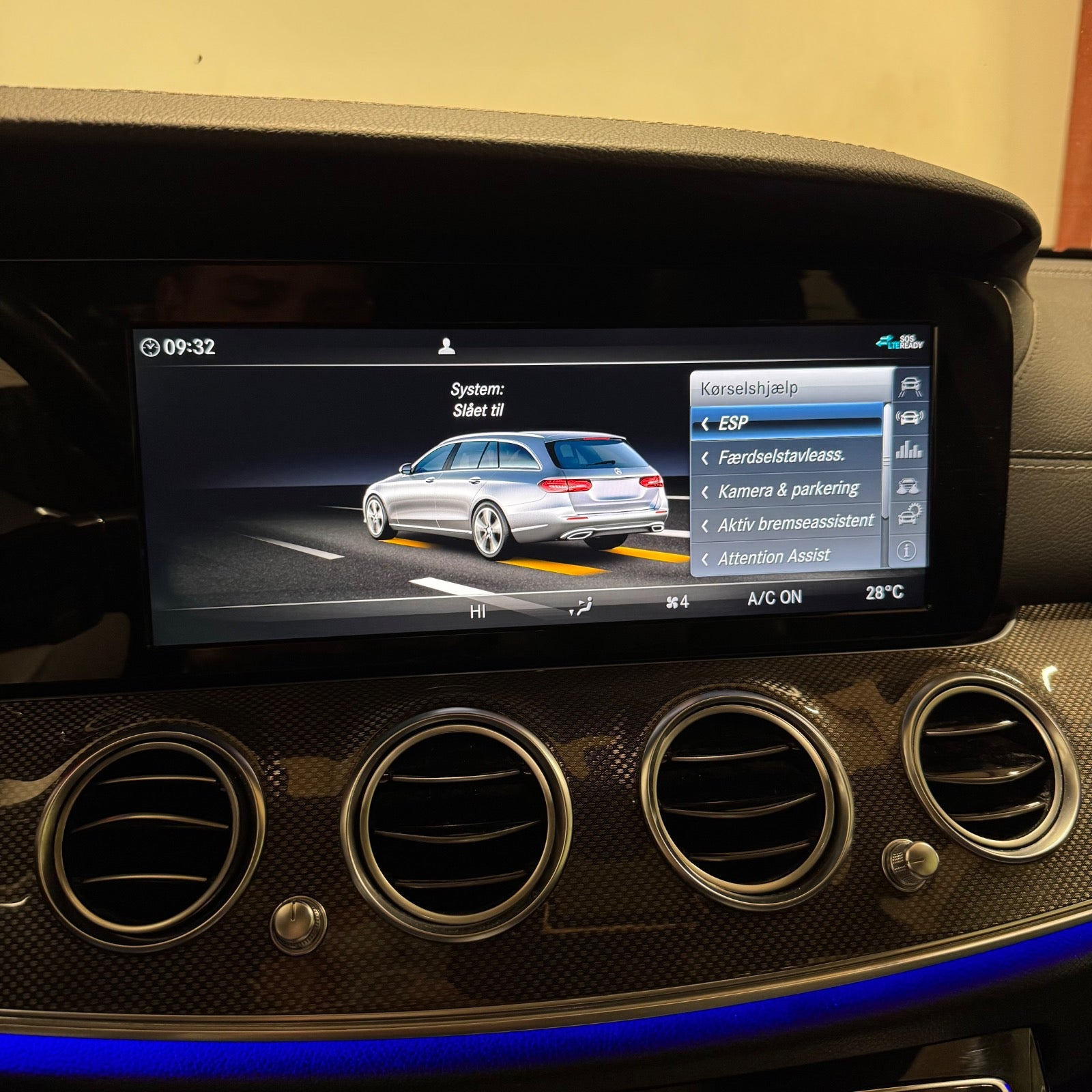 Sort Mercedes E400 fra 2017