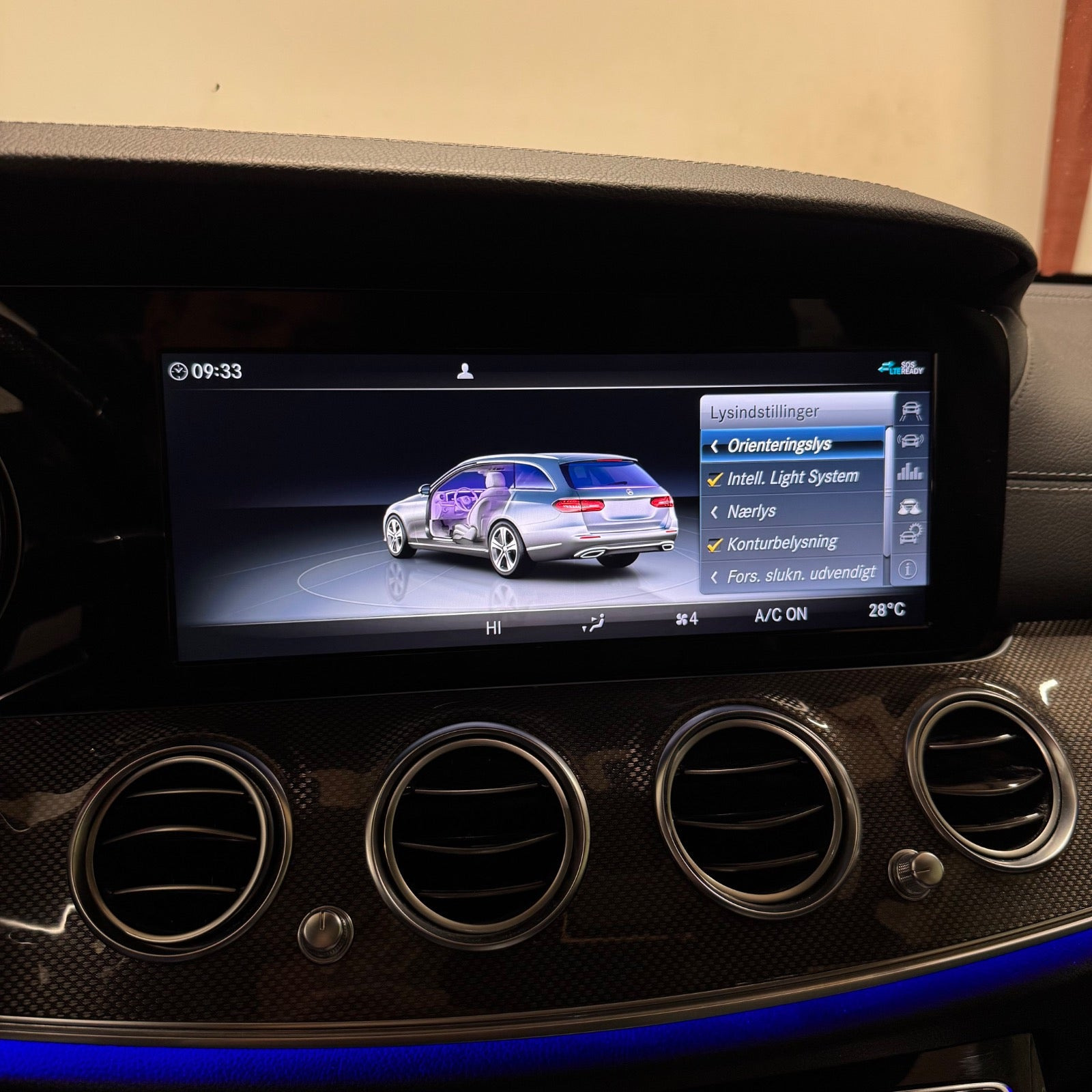 Sort Mercedes E400 fra 2017