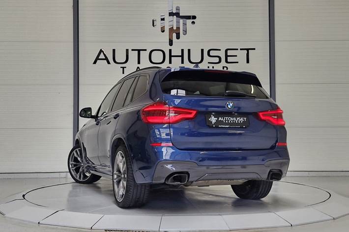 Blå BMW X3 fra 2019