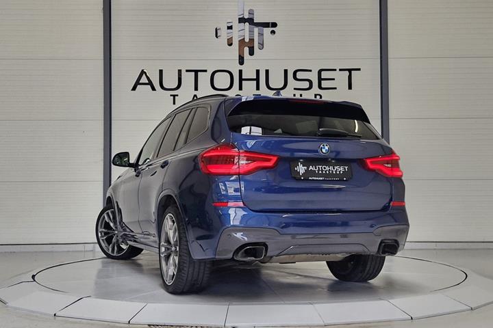 Blå BMW X3 fra 2019