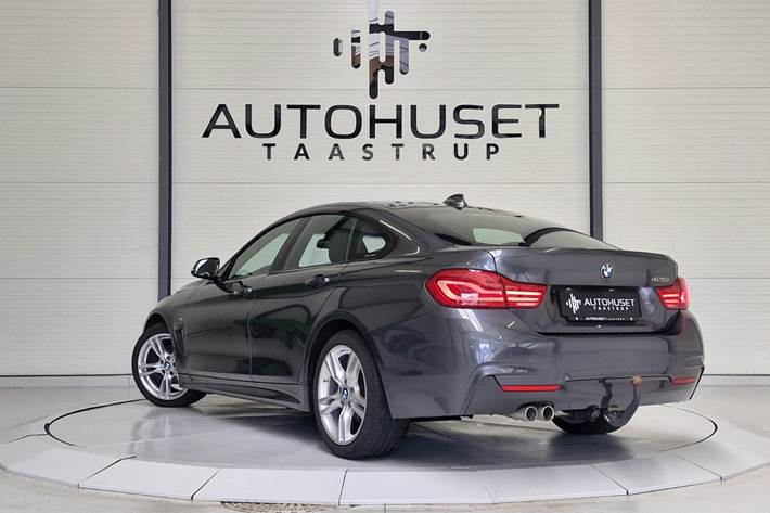 Grå BMW 420i fra 2019