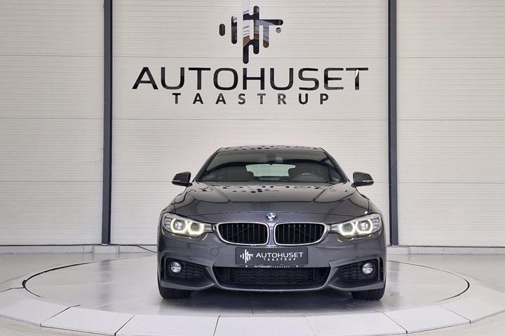Grå BMW 420i fra 2019