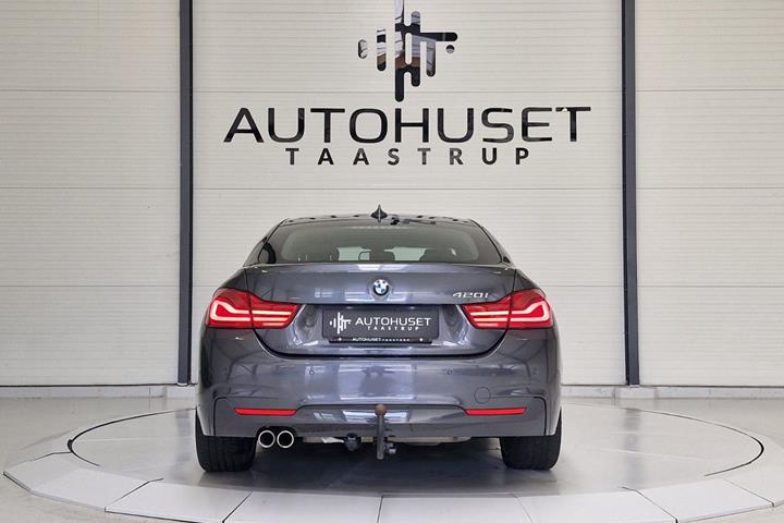 Grå BMW 420i fra 2019