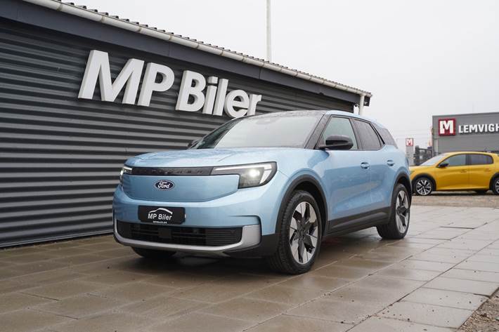 Blå Ford Explorer fra 2024