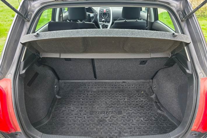 undefined Toyota Auris fra 2010