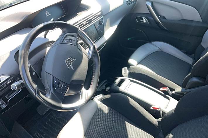 undefined Citroën Grand C4 SpaceTourer fra 2020