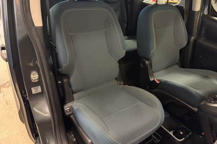 Sort Citroën Berlingo fra 2016