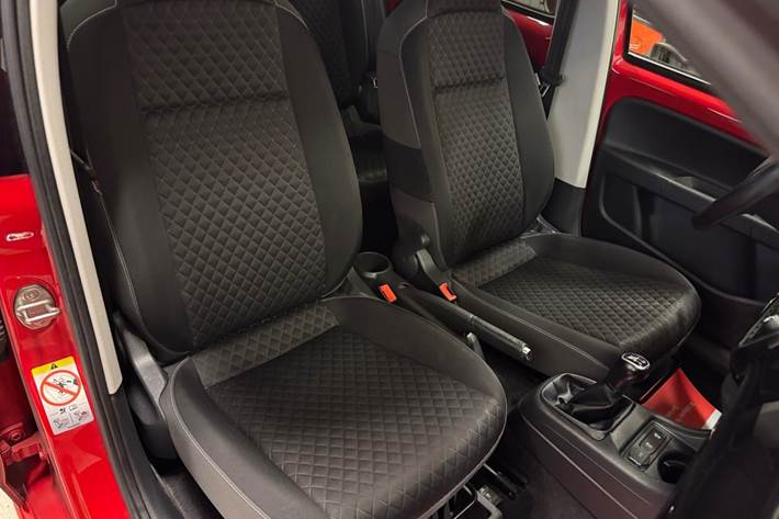 Rød Skoda Citigo fra 2018