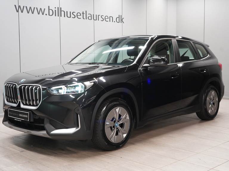 BMW iX1 xDrive30