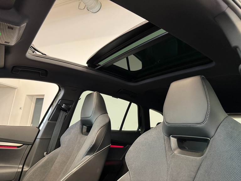 Skoda Enyaq 85x iV Sportline Maxx