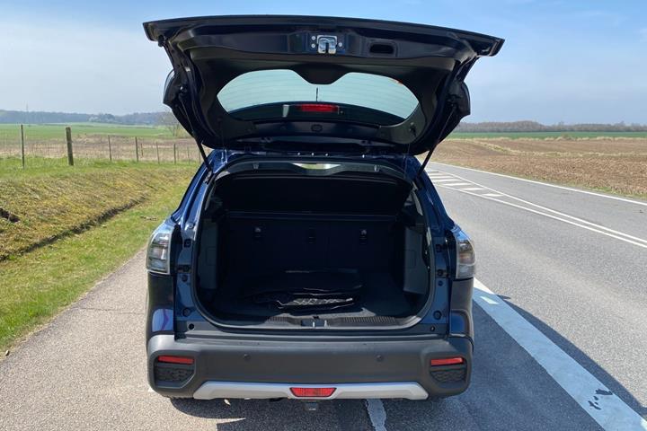 Blå Suzuki S-Cross fra 2022