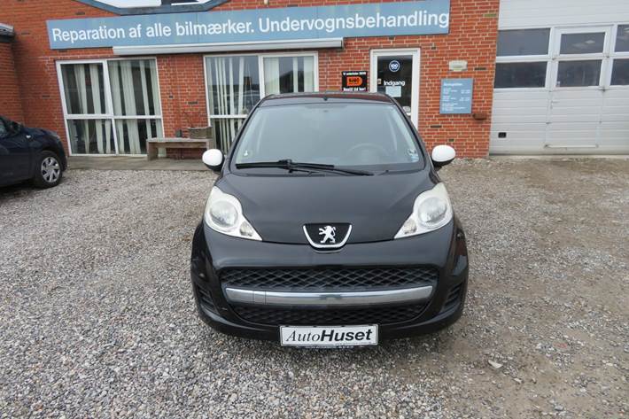 undefined Peugeot 107 fra 2011