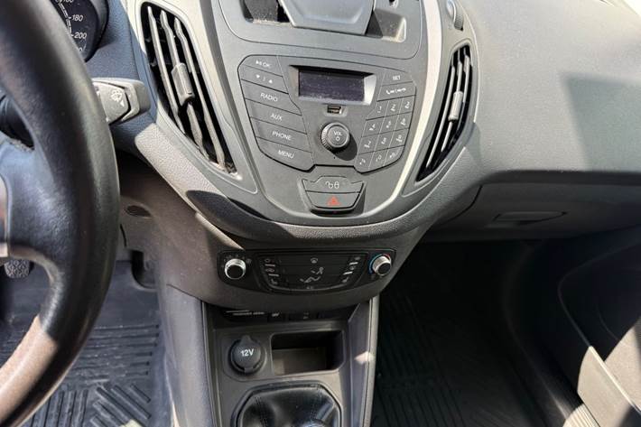 Hvid Ford Transit Courier fra 2021