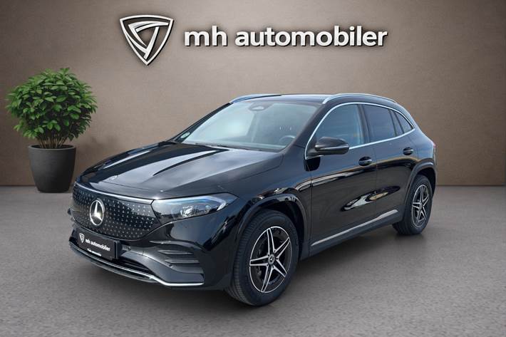Sort Mercedes EQA250+ fra 2024 set udefra