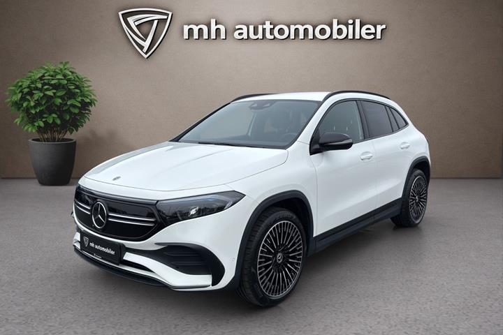 Hvid Mercedes EQA350 fra 2023 set udefra