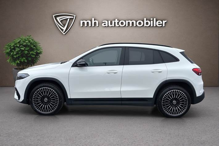 Hvid Mercedes EQA350 fra 2023