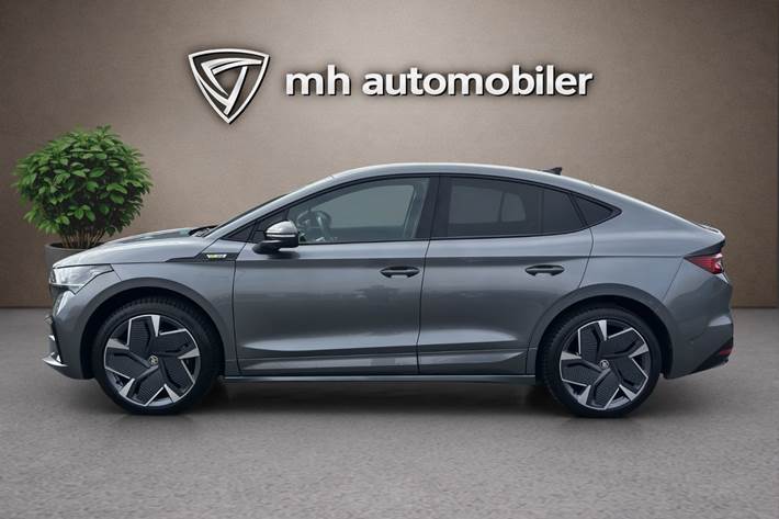 Grå Skoda Enyaq fra 2023