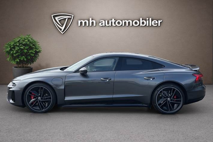 Grå Audi RS e-tron GT fra 2021