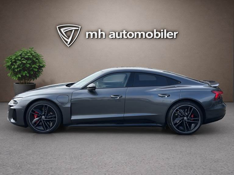 Audi RS e-tron GT quattro