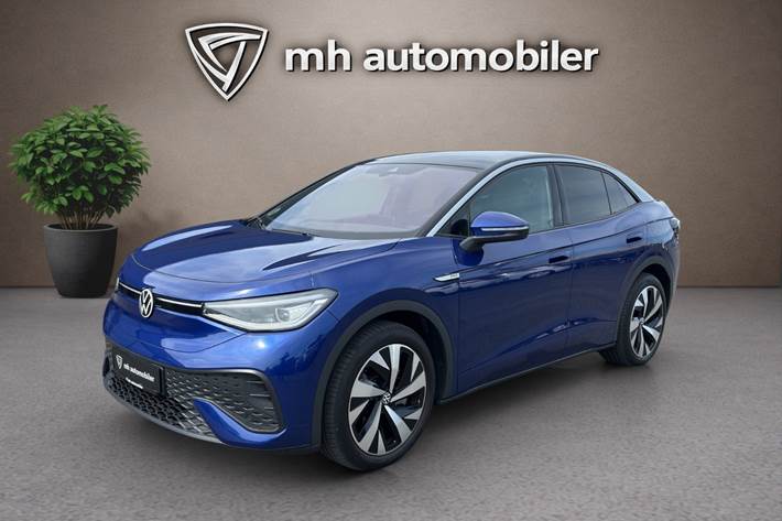 Blå VW ID.5 fra 2023 set udefra