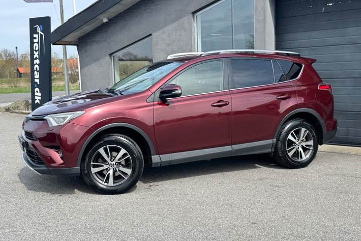 undefined Toyota RAV4 fra 2016