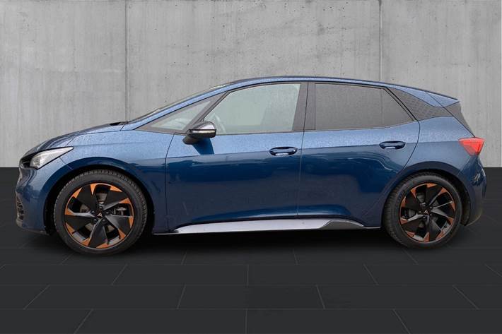 Blå Cupra Born fra 2022
