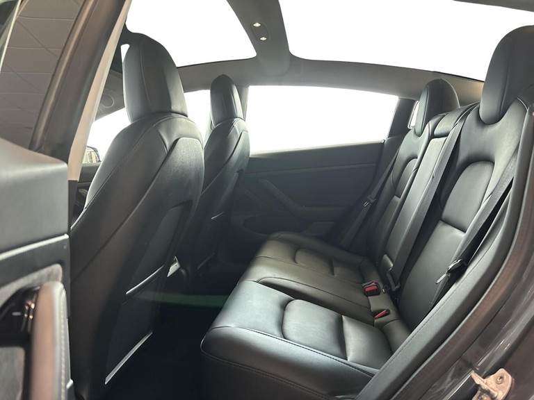 Tesla Model 3 Standard Range+ RWD