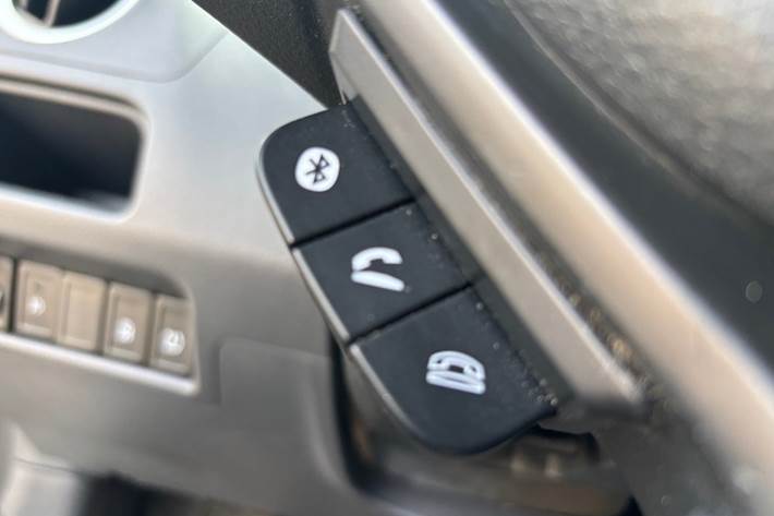 Grå Suzuki Celerio fra 2015