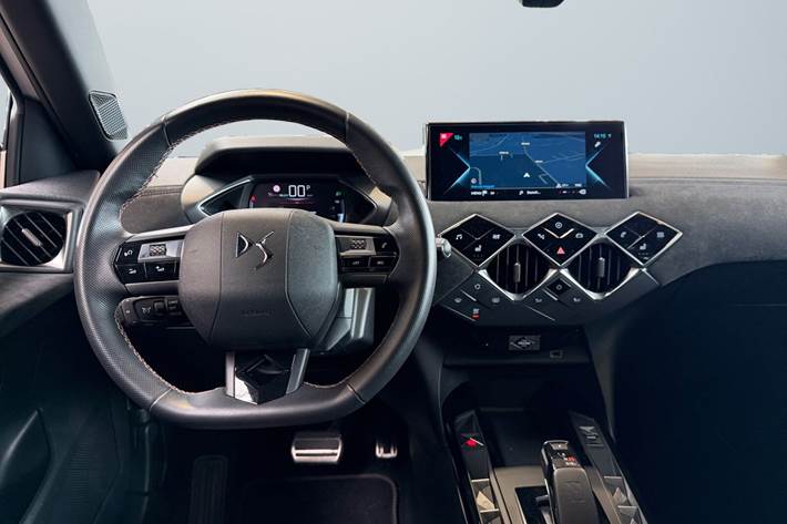 Sølv DS DS 3 CrossBack fra 2022