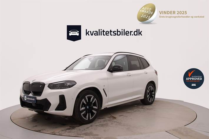 Hvid BMW iX3 fra 2023